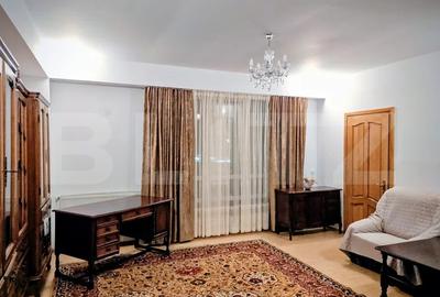 Apartament cu 3 camere decomandat, mobilat în Podul de Piatră - 1