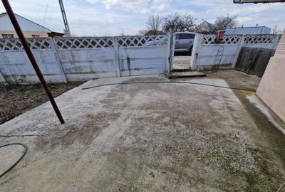 Casă cu 4 camere în Valea Moșneagului - 2