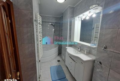 Apartament cu 4 camere decomandat în George Enescu - 3