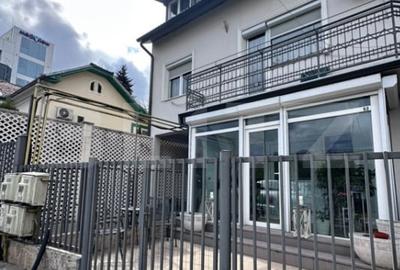 Casă cu 5 camere cu Canalizare în Andrei Mureșanu - 2