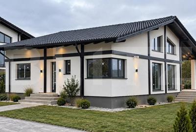Casă cu 4 camere cu Teren 700 Mp în Livezeni