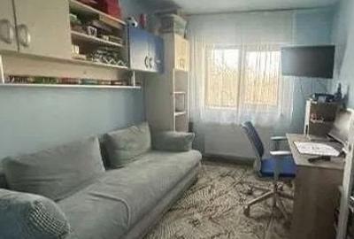 Casă cu 4 camere decomandat cu Teren 688 Mp în Unirii - 2