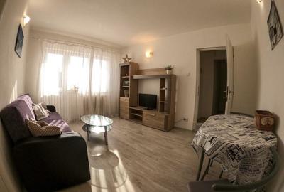 Apartament cu 2 camere semidecomandat în Cetate