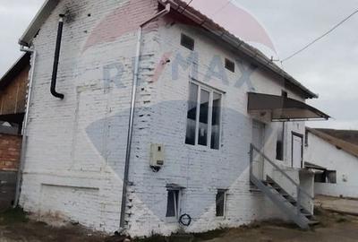 Spațiu comercial, de 2,021 mp, în Central - 5
