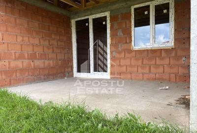 Duplex cu 4 camere cu Canalizare în Cornești - 10