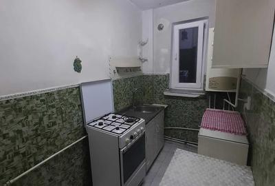 Apartament cu 3 camere decomandat în Păcurari