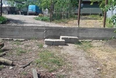 Casă cu 4 camere decomandat cu Teren 952 Mp în Stănești