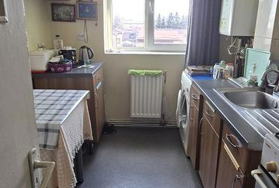 Apartament cu 3 camere semidecomandat în Aleea Trandafirilor - 6