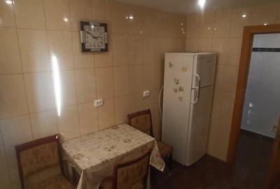Apartament cu 2 camere semidecomandat în Micro 11 - 4