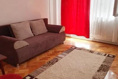 Garsonieră decomandată în UTA - 3