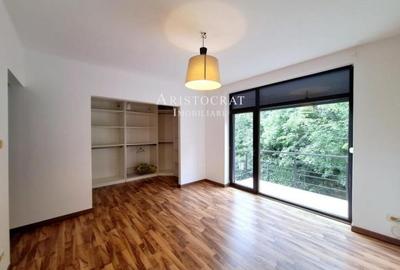 Casă cu 7 camere cu Teren 500 Mp în Corbeanca - 13