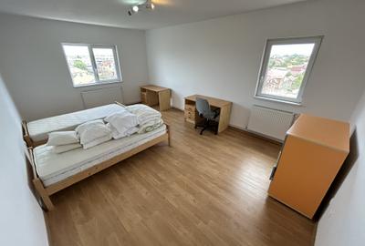 Apartament cu 3 camere decomandat în Girocului - 10