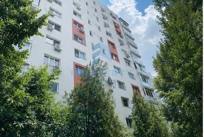 Apartament cu 2 camere în P-ța Victoriei