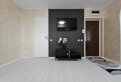 Apartament cu 2 camere decomandat, mobilat în Kamsas - 3