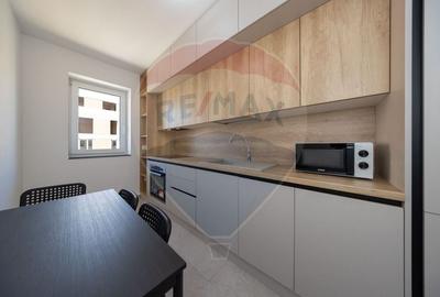 Apartament cu 2 camere decomandat în Tractorul - 12
