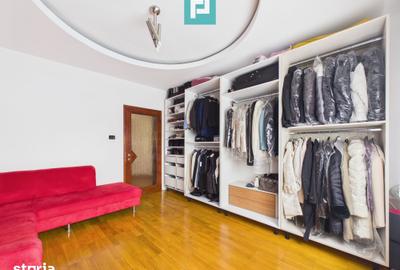 Casă cu 5 camere cu Teren 1025 Mp în Micălaca