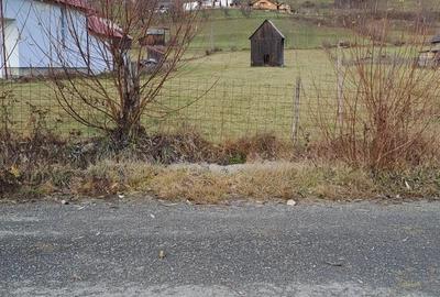 Teren de 3960 mp, în Nord