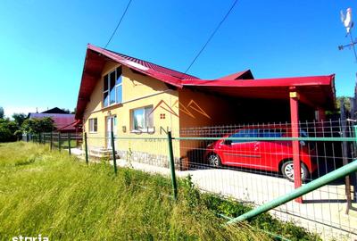 Casă cu 3 camere decomandat cu Teren 313 Mp în Central