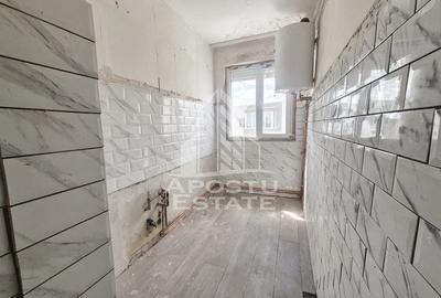 Apartament cu 2 camere semidecomandat în Central