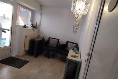 Spațiu comercial, de 28 mp, în Central - 3