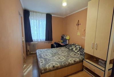 Apartament cu 2 camere semidecomandat în Războieni