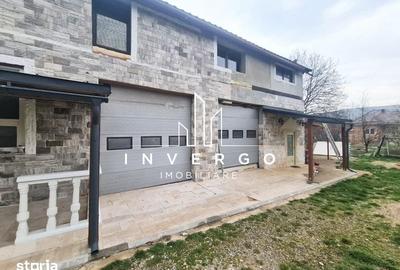 Casă cu 5 camere decomandat cu Teren 1000 Mp în Florești