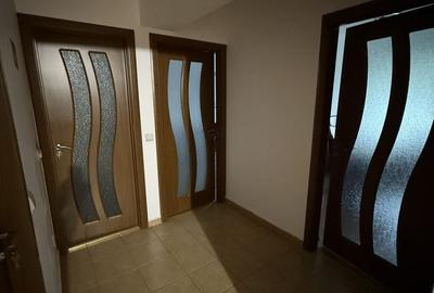 Apartament cu 3 camere decomandat în Ipotești - 3