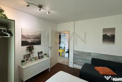 Apartament cu 3 camere semidecomandat în Ștefan cel Mare