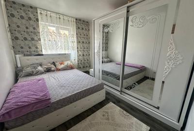Apartament cu 3 camere decomandat, mobilat în Cugir - 1