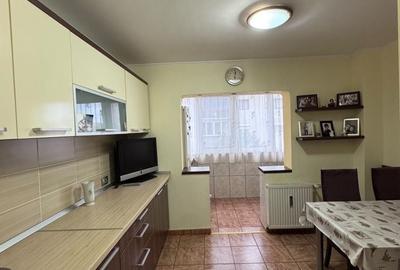 Apartament cu 3 camere în Nufărul - 4