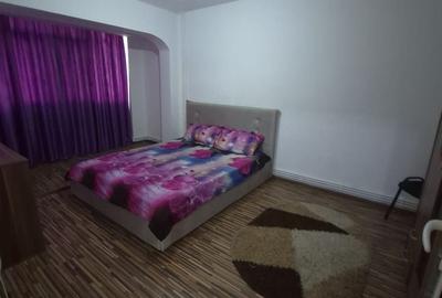 Apartament cu 2 camere decomandat în Siderurgiștilor
