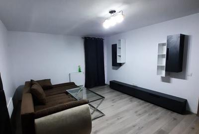 Apartament cu 2 camere decomandat în Titan