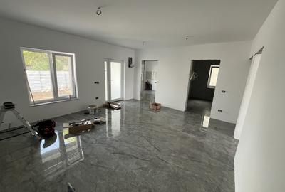 Casă individuală cu 3 camere cu Canalizare în Valu lui Traian - 3