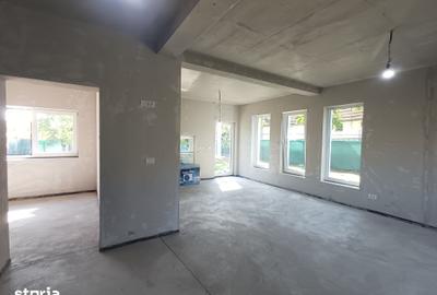 Casă cu 3 camere cu Teren 540 Mp în Vladimirescu