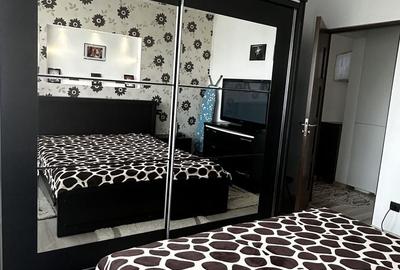 Apartament cu 2 camere decomandat în Vest