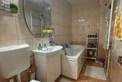 Apartament cu 3 camere decomandat, mobilat în Vitan - 3