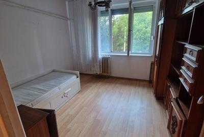 Apartament cu 3 camere decomandat în Obor - 6