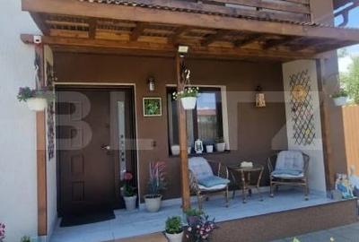Casă cu 12 camere cu Teren 536 Mp în Stupini