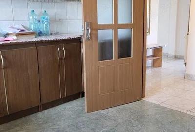 Apartament cu 3 camere decomandat în Dorohoi - 1
