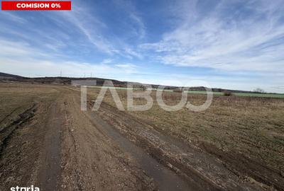 Teren de 1440 mp, în Central - 4