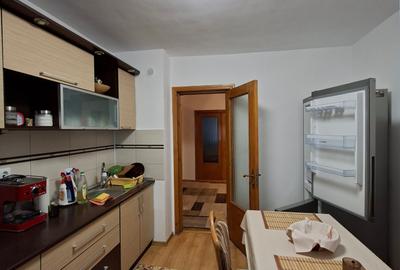 Apartament cu 3 camere în Central - 2