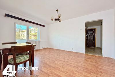 Apartament cu 2 camere semidecomandat în Boul Roșu