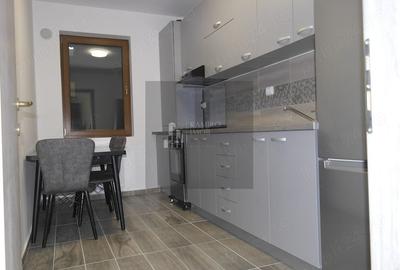 Apartament cu 2 camere decomandat, mobilat în Metalurgiei