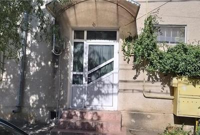 Casă cu 4 camere în Râmnicu Sărat