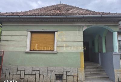 Casă cu 4 camere cu Teren 2290 Mp în Stupini - 3