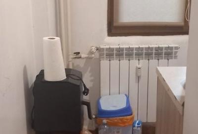 Garsonieră decomandată în Sud
