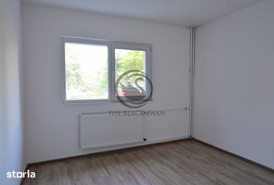 Apartament cu 2 camere decomandat în Vest