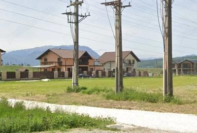 Teren de 730 mp, în Central