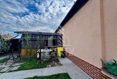 Casă cu 2 camere cu Canalizare în Central - 11