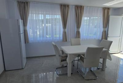 Apartament cu 3 camere decomandat în Central - 2